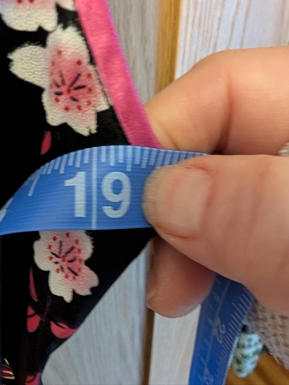 Sleeveless Black Floral Satin Mandarin Tunic with Pink Trim - Picture 5 of 5